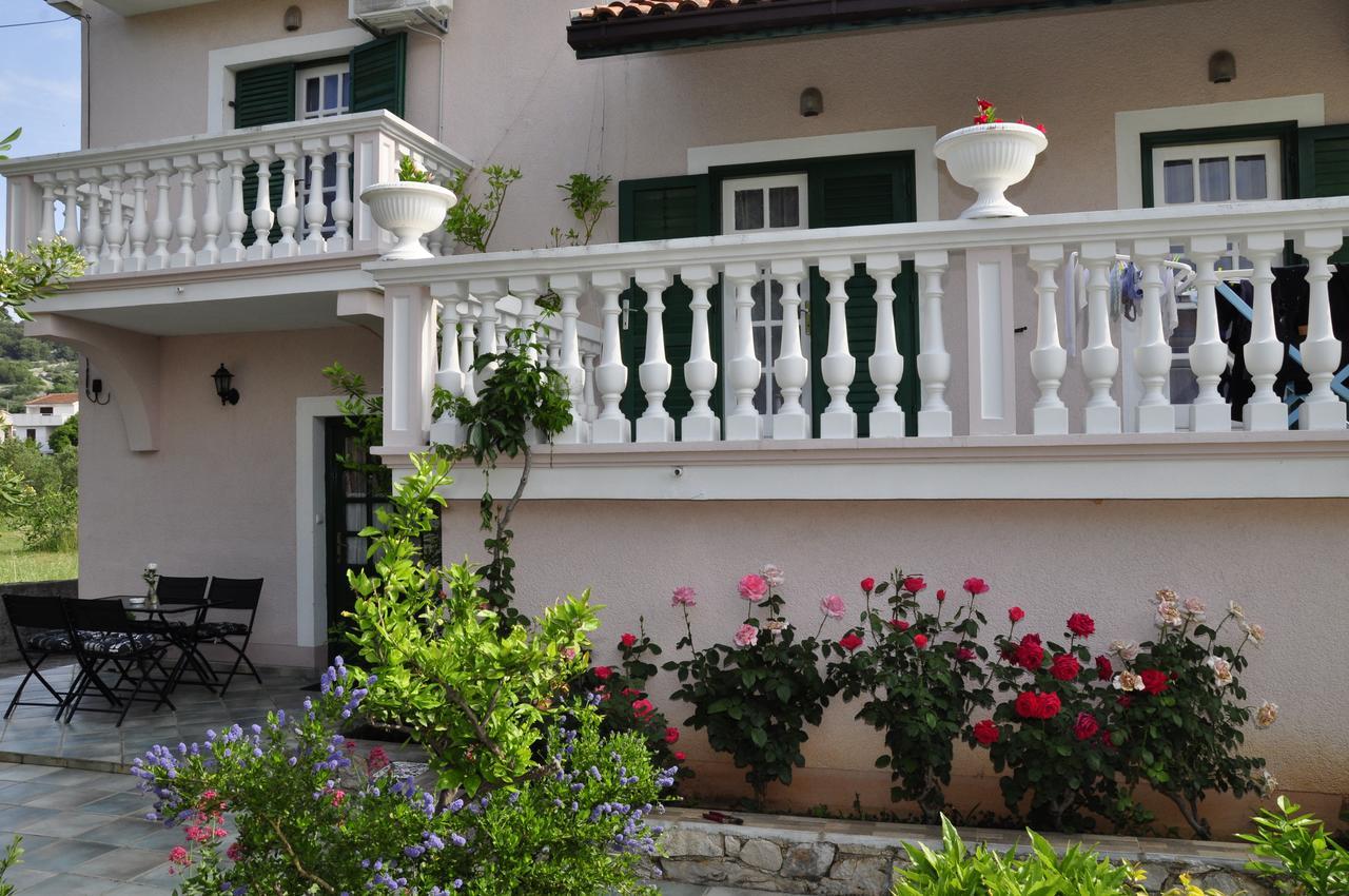 Veky Apartment Йезера Екстериор снимка